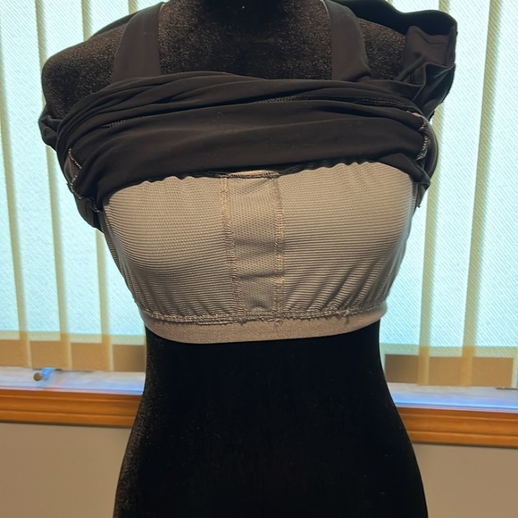 Athleta Work out tank top - size medium - Picture 5 of 7